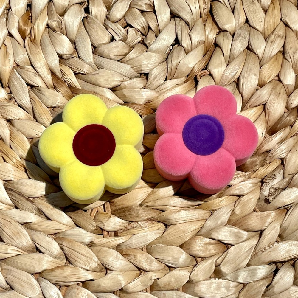 Flower Gift Jewelry Box pink or yellow